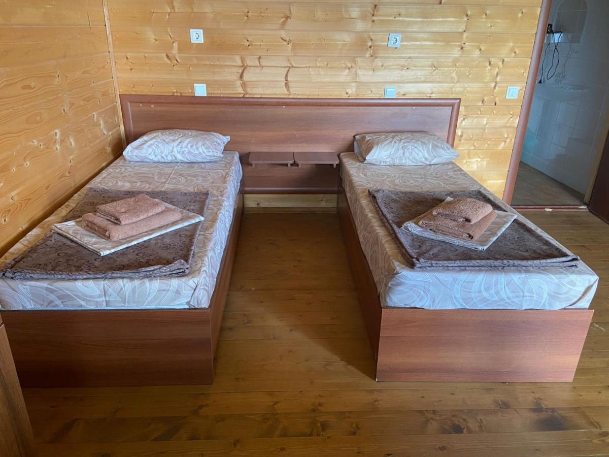 Al Mare Hotel Pitsunda Dış mekan fotoğraf