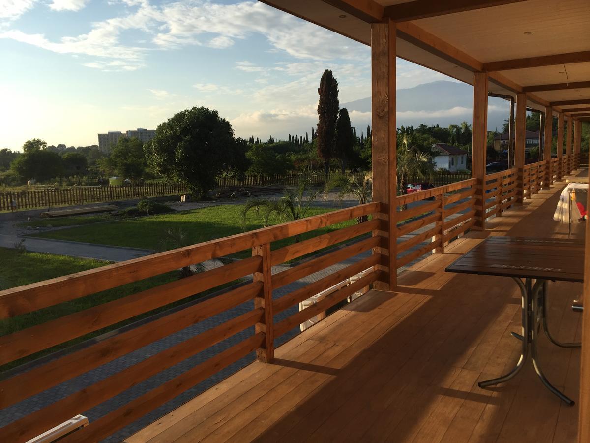Al Mare Hotel Pitsunda Dış mekan fotoğraf